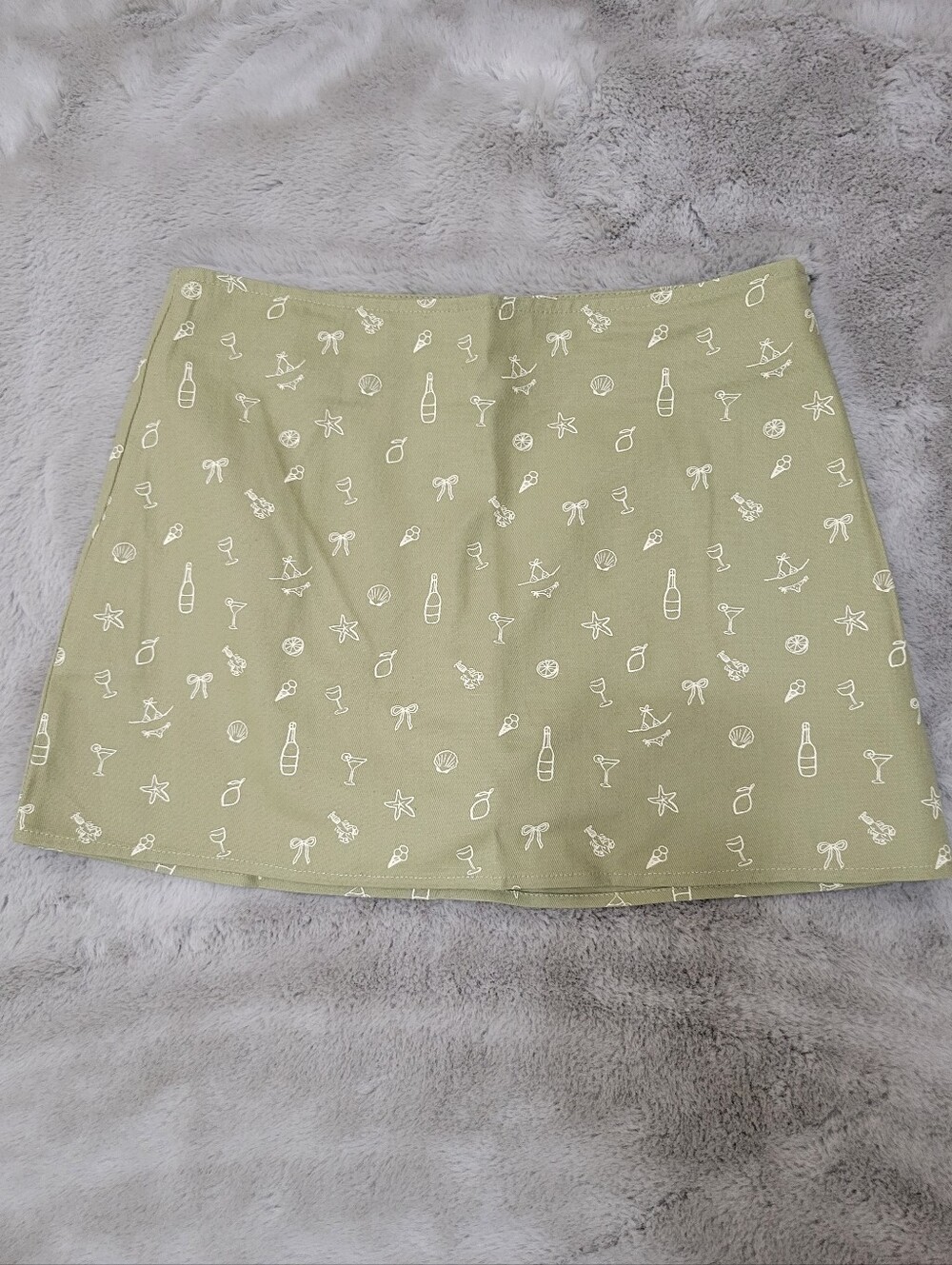 Nwt Le Lis Green Resort Print Skort